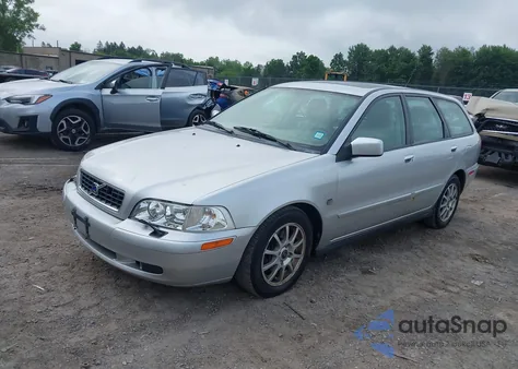 2003 Volvo V40 A z USA, uszkodzony, nr VIN YV1VW27543F006154